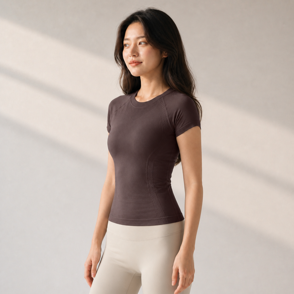 Velvet model | Seamless Short-Sleeve Yoga Tee | Brown | seamless-short-sleeve-yoga-tee-brown-side-v4-1x1.png